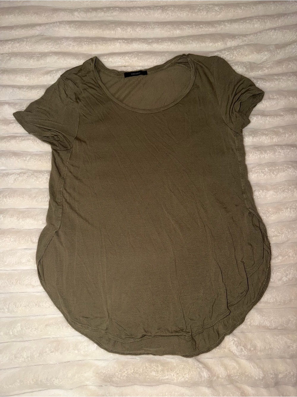 Forever 21 Olive Scoop Neck Short Sleeve Tee
